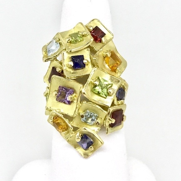 Jewelry - 18 kt solid yellow gold statement ring with stones